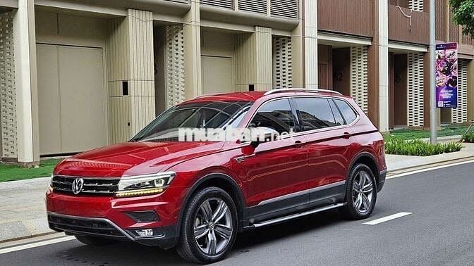 Volswagen Tiguan model 2020 Allspace đi ít 24k km