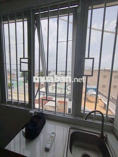 Nhà mới đẹp có thang máy bán rẻ