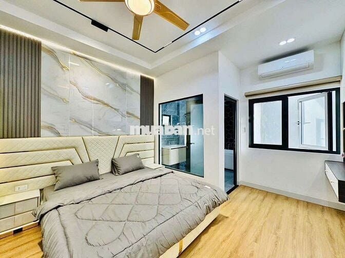 CHÍNH CHỦ CẦN BÁN NHÀ TRẦN KHẮC CHÂN, QUẬN 1, VỊ TRÍ ĐẮC ĐỊA GẦN CHỢ