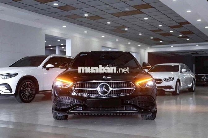 Mercedes C200 Chính Hãng Mới Đi 3.500 Km,Như Mới