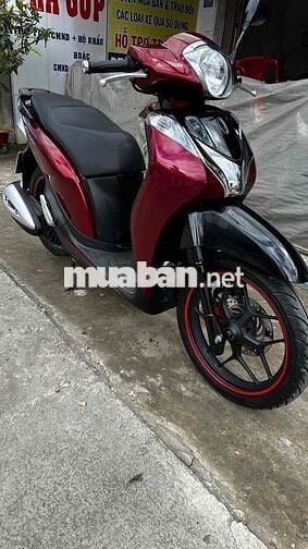 Honda SH Mode 2017 đỏ đen ( hỗ trợ góp )