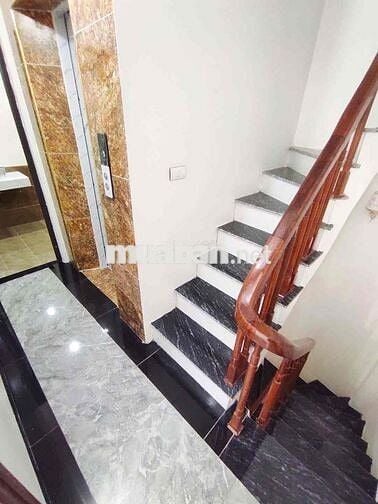 Nhà mới mặt phố thang máy Thượng Phúc - Lô góc 2 mặt oto - KD - 40m*6T