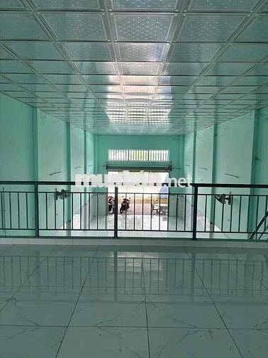 Cho thuê kho, xưởng 360m2 đường nhựa lớn