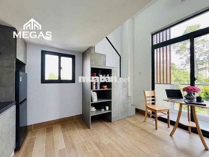 Duplex Ban Công tại Dương Quảng Hàm