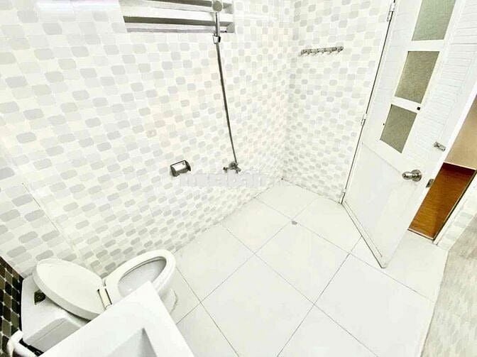 studio ban công ngay Hoàng Hoa Thám - Học Viện Hàng Không