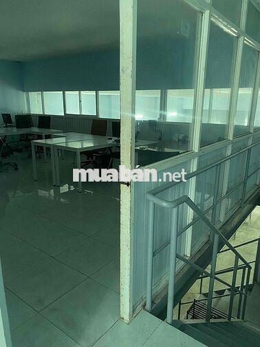 Bán nhà xưởng 300m2 vị trí đẹp Đang có thu nhập Tốt