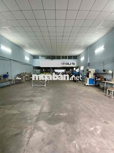 Bán nhà xưởng 300m2 vị trí đẹp Đang có thu nhập Tốt