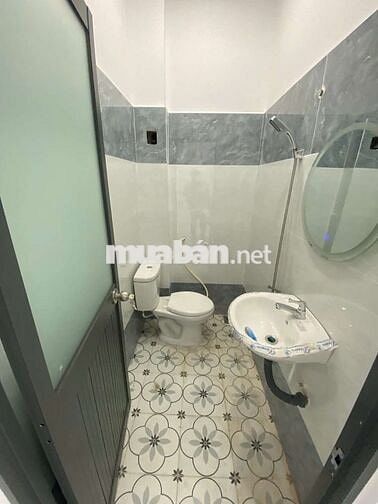 Nhà chính chủ - 4*12m, 2 phòng ngủ ở HÓC MÔN, GIẤY TỜ ĐẦY ĐỦ
