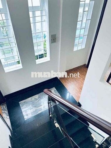 BÁN CĂN GÓC 2MT. 5x20 VUÔNG VỨC KO LG. HXH NÉ. DÒNG TIỀN 20TR/TH. 11TY