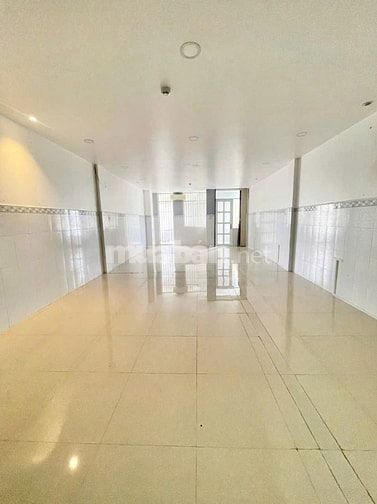 Cho thuê nhà 5 tầng, 464m2 tại đường Trần Quang Khải, P. Rạch Giá