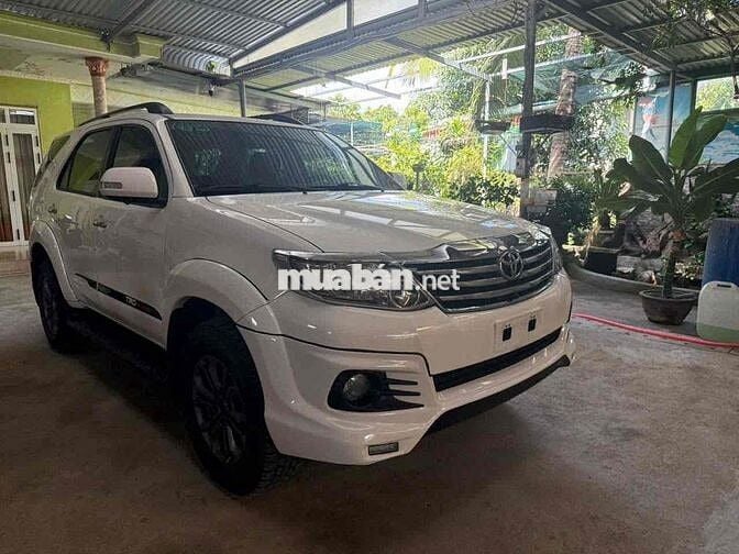 Cần bán Toyota Fortuner 2015 2.7V 4x2 TRD Sportivo