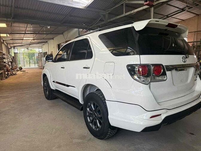 Cần bán Toyota Fortuner 2015 2.7V 4x2 TRD Sportivo