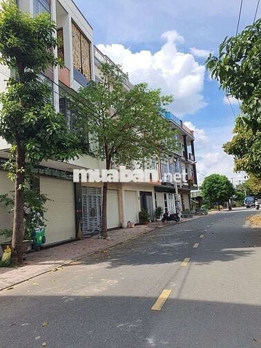 Đất Trục chính kdc Lê phong  y tế phường Tân Đông Hiệp Tp Dĩ An