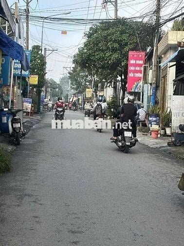 Bán đất Tặng nhà cũ Tân Bình Dĩ An vòng xoay AnPhú.măt tiền Tân Phước