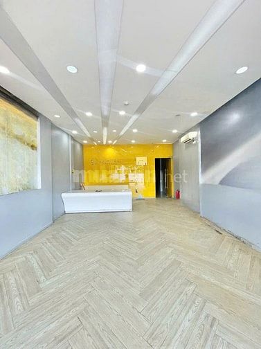 Cho thuê nhà 5 tầng, 464m2 tại đường Trần Quang Khải, P. Rạch Giá
