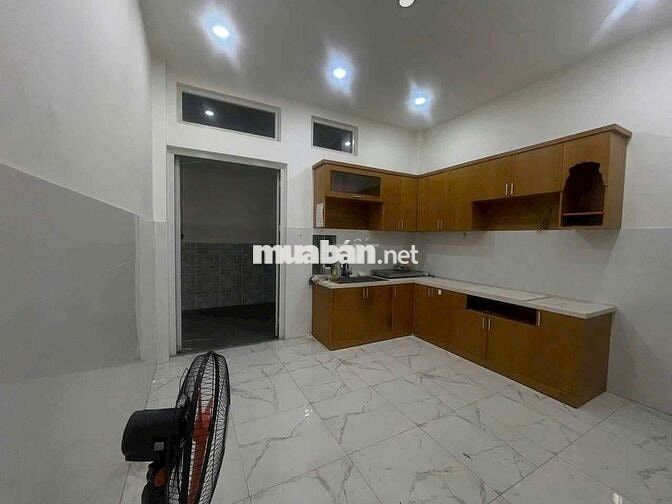 Cho thuê nhà nguyên căn mặt tiền đường số Tân Phong