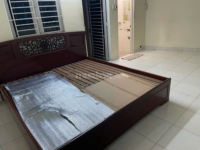 Cho nữ thuê phòng lầu 2: rộng 30 m2, hẻm 270 Nguyễn Trọng Tuyển, P8