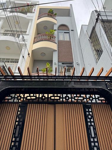 3lầu+s.thượng (3,5mx18m=63m2)+thang máy,5 phòng ngủ, hẻm 6m Lê Văn Sỹ