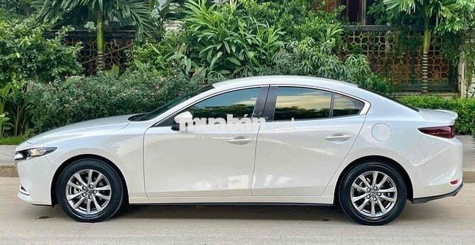 Mazda 3 2022 1.5L Luxury - 67000 km