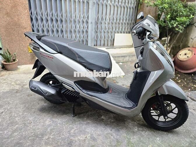 Bán Lead 4V bạc Đen PBĐĐ 2023 bstp chính chủ