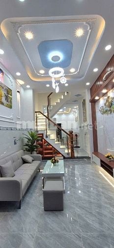 BÁN NHÀ 3 mặt hẻm rộng thoáng mát hẻm : 184/Lưu Hữu Phước ( P15 Q.8)
