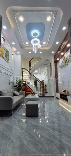 BÁN NHÀ 3 mặt hẻm rộng thoáng mát hẻm : 184/Lưu Hữu Phước ( P15 Q.8)