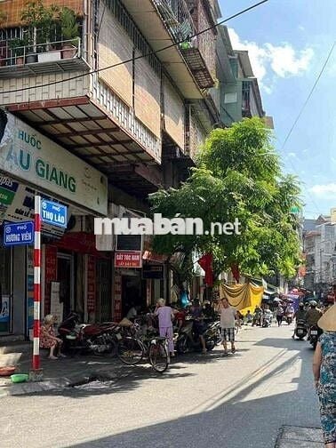 Tập thể phố Lê gia Đỉnh - Lò Đúc - Nhà đẹp sổ đỏ 55 m2 chỉ 2,85 tỷ
