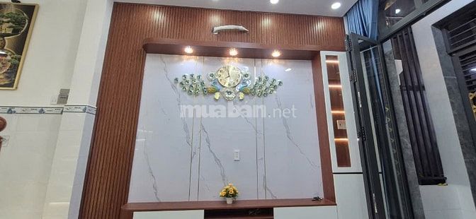 BÁN NHÀ 3 mặt hẻm rộng thoáng mát hẻm : 184/Lưu Hữu Phước ( P15 Q.8)