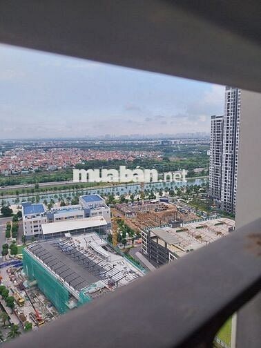 Bán gấp chung cư chồng ko cho đi xem pháo hoa, ở nhà cũng xem được rồi Bán gấp chung cư chồng ko cho đi xem pháo hoa, ở nhà cũng xem được rồi