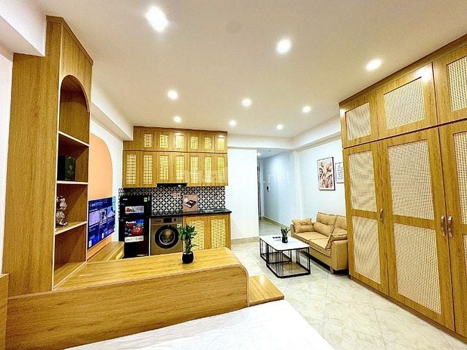 GẤP GẤP THANH KHOẢN NHANH, NHÀ PHỐ KHƯƠNG TRUNG, DT 143m2x6 TẦNG+TUM