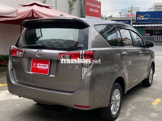 Innova 2019 2.0E - 61.706 km - Giá Còn Giảm
