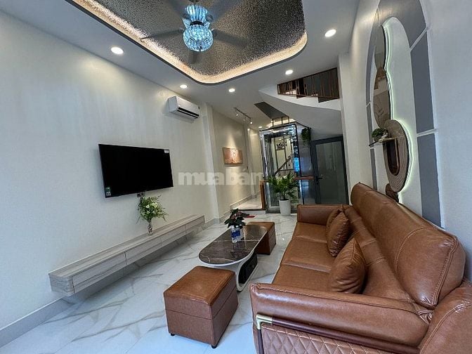 3lầu+s.thượng (3,5mx18m=63m2)+thang máy,5 phòng ngủ, hẻm 6m Lê Văn Sỹ
