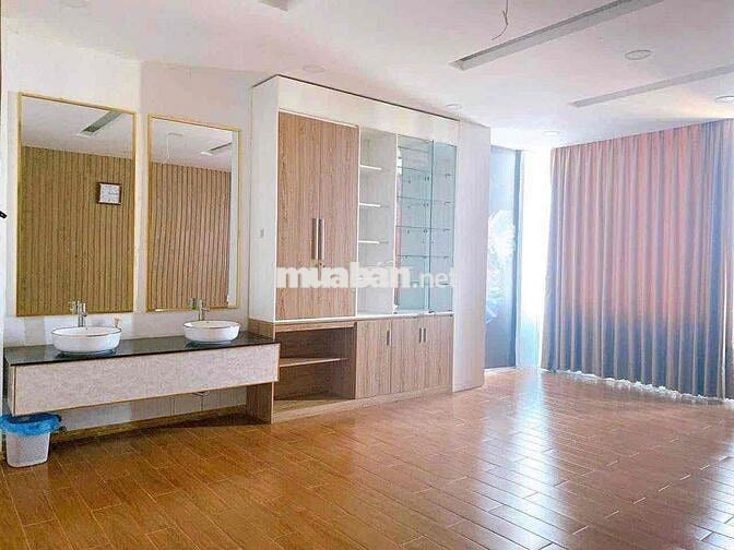 CHO THUÊ NHÀ - MẶT TIỀN PHAN ĐĂNG LƯU  - ĐỐI DIỆN CÔNG VIÊN