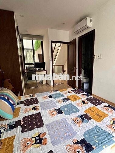 Vị trí gần bến xe - khu cao ráo yên tĩnh k ngập lụt
