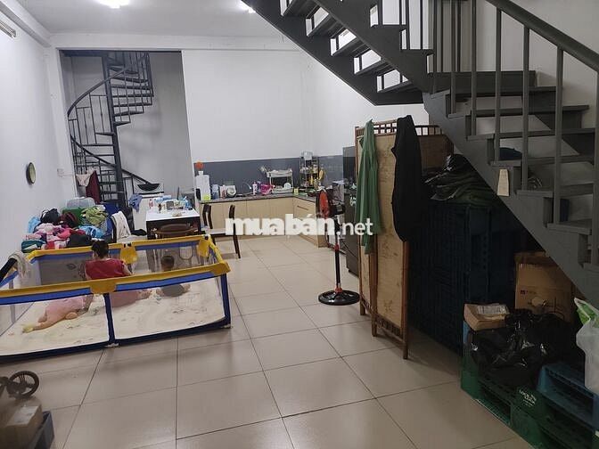 Cho thuê nhà nguyên căn MTKD đường số 5