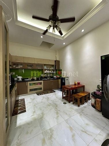 Quận 5, Hẻm 6m Xe Hơi Đỗ Cửa, 5 Lầu Mới Đẹp Chính Chủ Bán 12.7 Tỷ