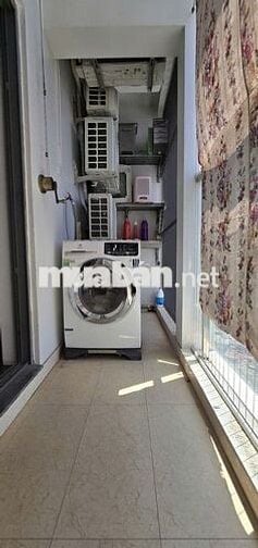 Căn hộ 136m2, 3PN, 1 Kho, 2VS, đầy đủ nội thất trừ đồ điện tử, Hà Đông