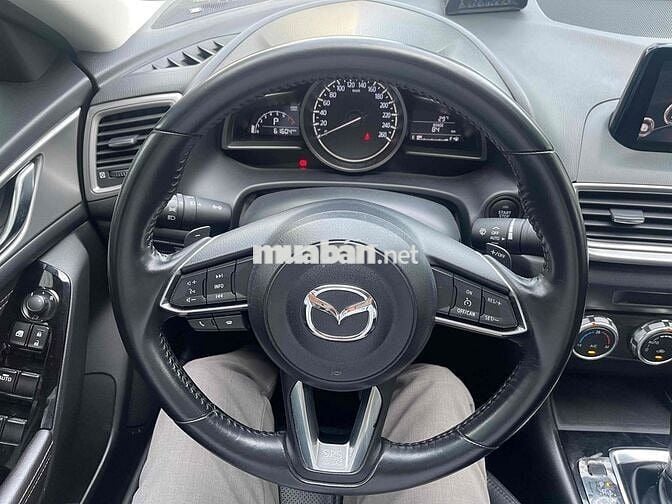 Mazda 3 2020 1.5L Luxury - 61234 km
