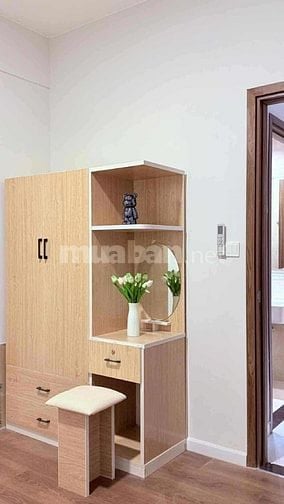 Cho thuê căn hộ Opal Skyline 2PN2WC, full nội thất xịn, view hồ bơi