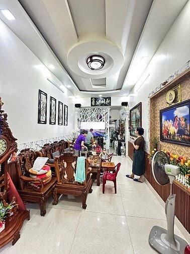 🔥 Cắt Lỗ Khủng! Nhà Cao Thắng, Quận 10 – Giảm 200TR, Nay Chỉ 3.36 Tỷ!