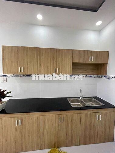 Chủ kẹt nợ bán gấp nhà 2 tầng 2PN chỉ 415tr, sổ riêng sang tên ngay