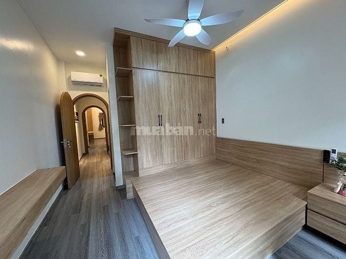 3lầu+s.thượng (3,5mx18m=63m2)+thang máy,5 phòng ngủ, hẻm 6m Lê Văn Sỹ