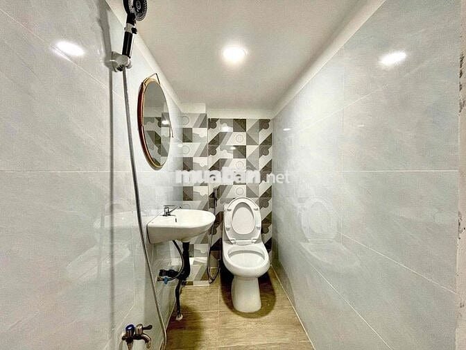 🌸🌸 CHO THUÊ CHDV 35M2 GÁC RỘNG NGAY CHỢ HOÀ HƯNG QUẬN 10 🌸🌸