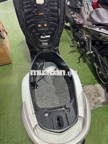 Ya Grander 125/ Fi / Cực Đẹp / Bs65/ Cccd Chủ