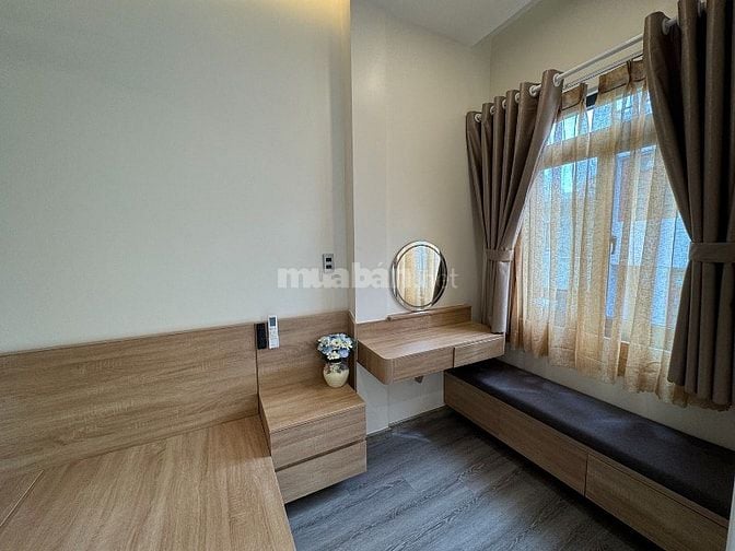 3lầu+s.thượng (3,5mx18m=63m2)+thang máy,5 phòng ngủ, hẻm 6m Lê Văn Sỹ