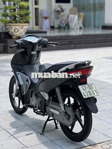 🌈Honda  phuture 2022 màu  đen len ken  95%