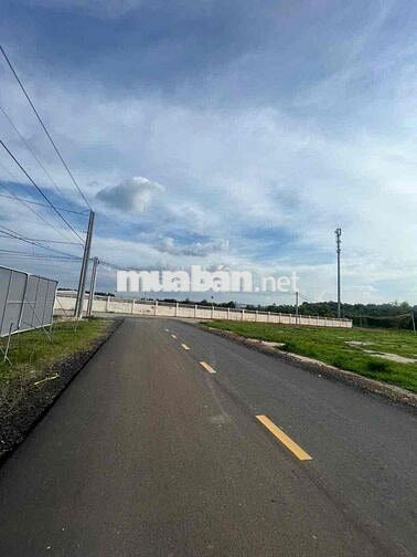 Sang nhanh miếng đất Thành phố để xoay tài chính