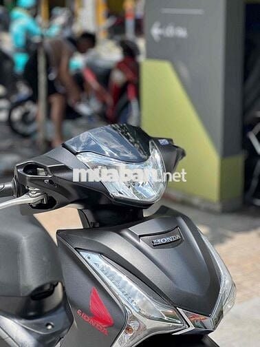 🌈Honda  phuture 2022 màu  đen len ken  95%