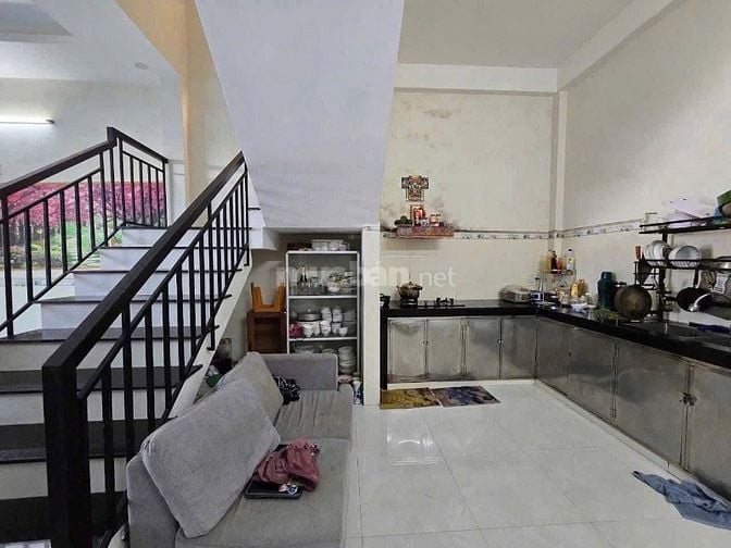 Bán nhà giá ngộp 45m2 Lê Quang Định, P11, Bình Thạnh giá chỉ 2tỷ150tr.