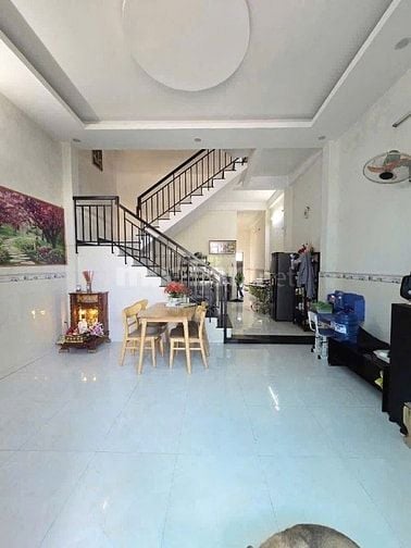 Bán nhà giá ngộp 45m2 Lê Quang Định, P11, Bình Thạnh giá chỉ 2tỷ150tr.